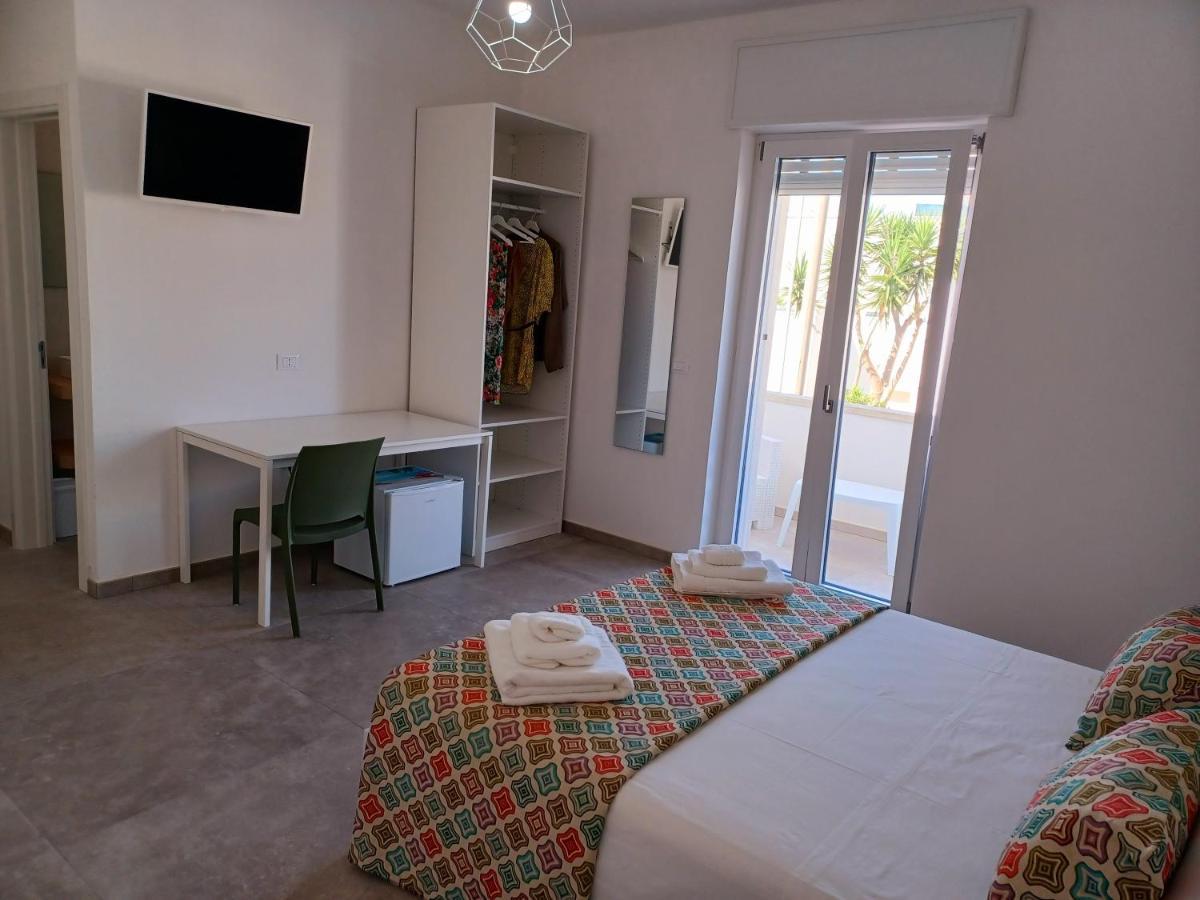 House Salento Central Rooms Торре-Сан-Джованні-Удженто Екстер'єр фото